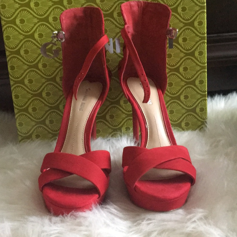 Sexy Red Heels 🔥